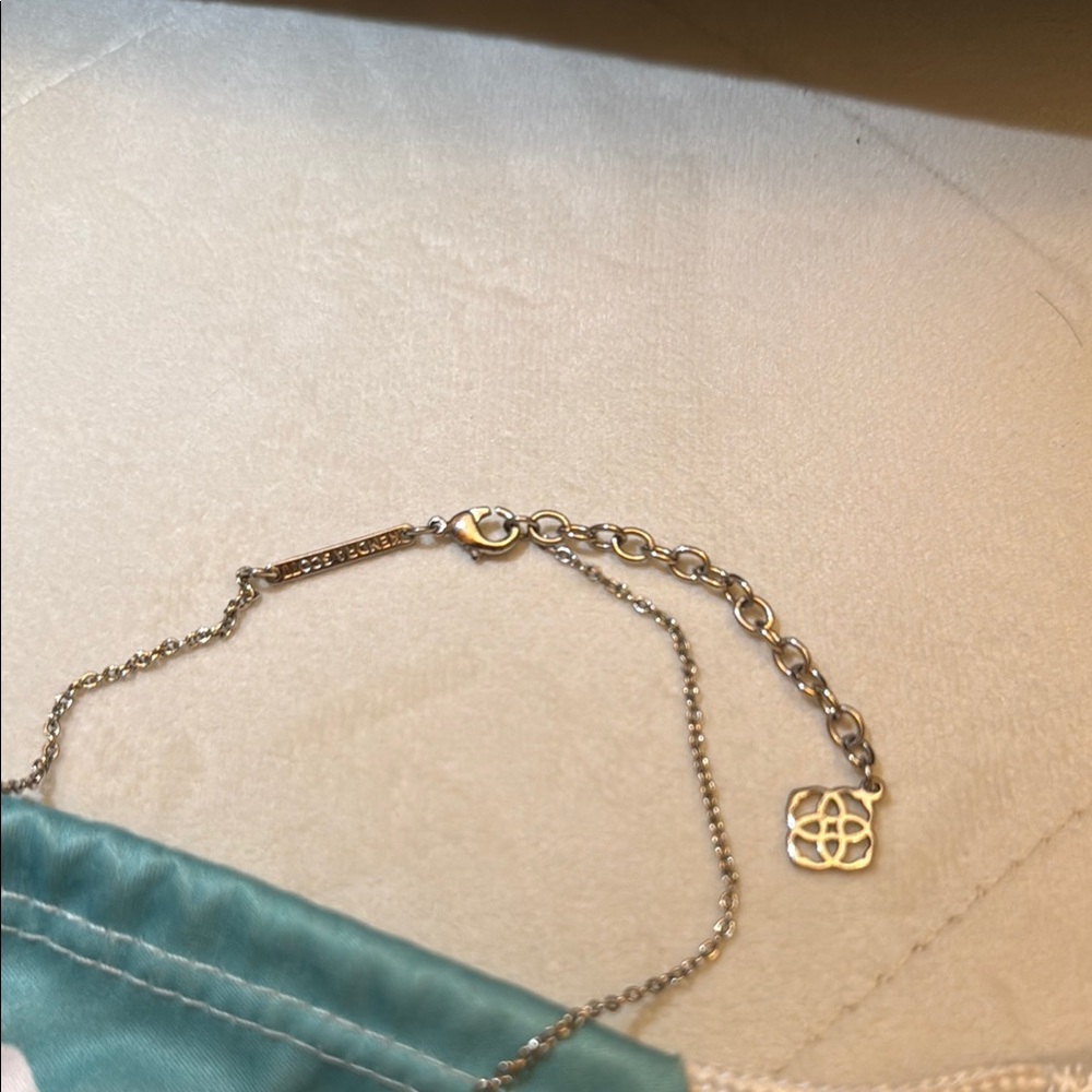 Kendra Scott Gold Jewelry Set - Picture 4 of 4
